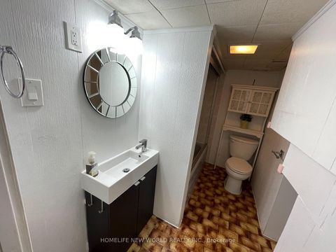 Photo 41 at 58 Marathon Crescent, Newtonbrook West, Toronto