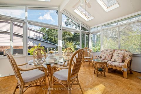 Photo 9 at 27 Hornshill Drive, Agincourt North, Toronto