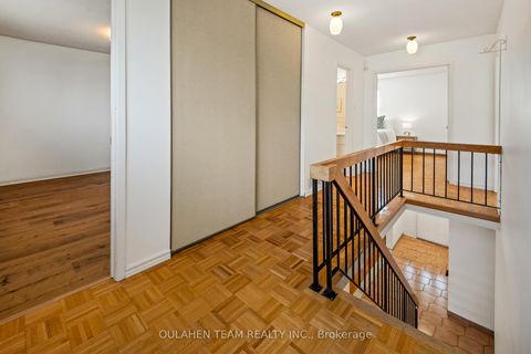 Photo 15 at 27 Hornshill Drive, Agincourt North, Toronto