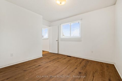 Photo 22 at 27 Hornshill Drive, Agincourt North, Toronto