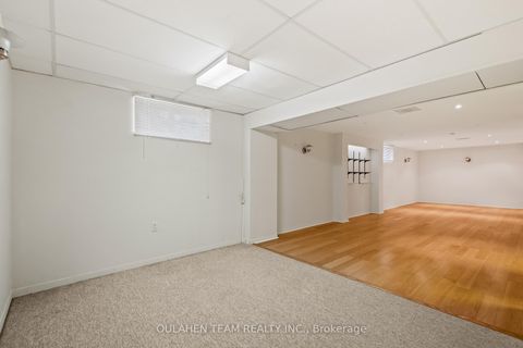Photo 28 at 27 Hornshill Drive, Agincourt North, Toronto
