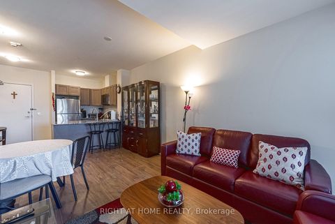 Photo 6 at 314 - 2522 Keele Street, Maple Leaf, Toronto