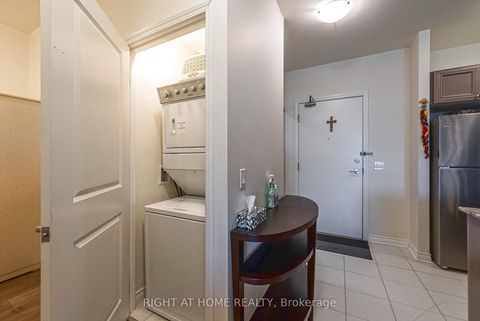Photo 8 at 314 - 2522 Keele Street, Maple Leaf, Toronto