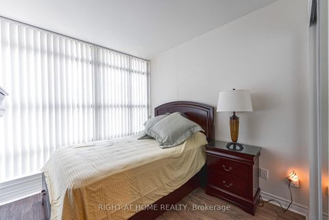 Photo 12 at 314 - 2522 Keele Street, Maple Leaf, Toronto