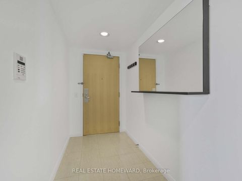 Photo 1 at 720 - 5 Rosehill Avenue, Moore Park, Toronto