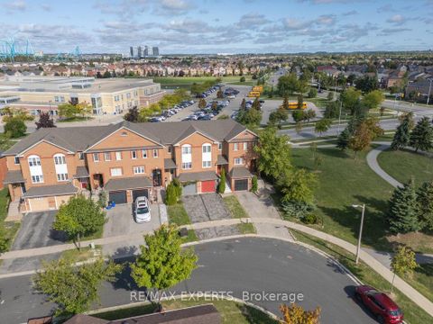 Photo 24 at 46 Lucena Crescent, Maple, Vaughan
