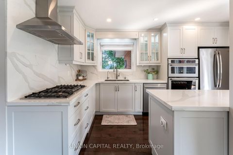 Photo 10 at 226 Cass Avenue, Sullivan, Toronto