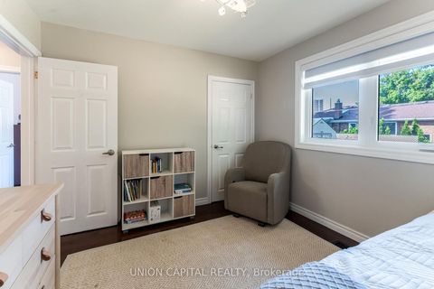 Photo 26 at 226 Cass Avenue, Sullivan, Toronto