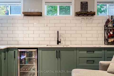Photo 30 at 226 Cass Avenue, Sullivan, Toronto