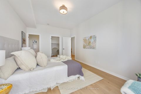 Photo 33 at 904 - 2662 Bloor Street W, Kingsway South, Toronto