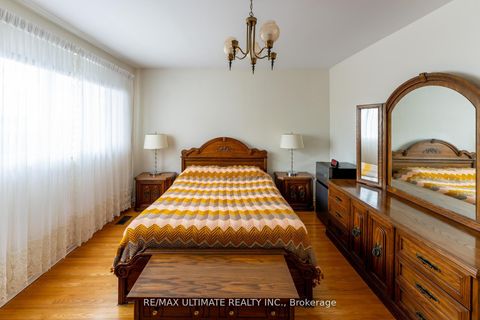 Photo 14 at 212A Schell Avenue, Belgravia, Toronto