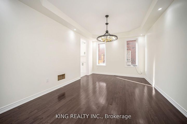 Photo 8 at 52 Haverstock Crescent, Northwest Brampton, Brampton