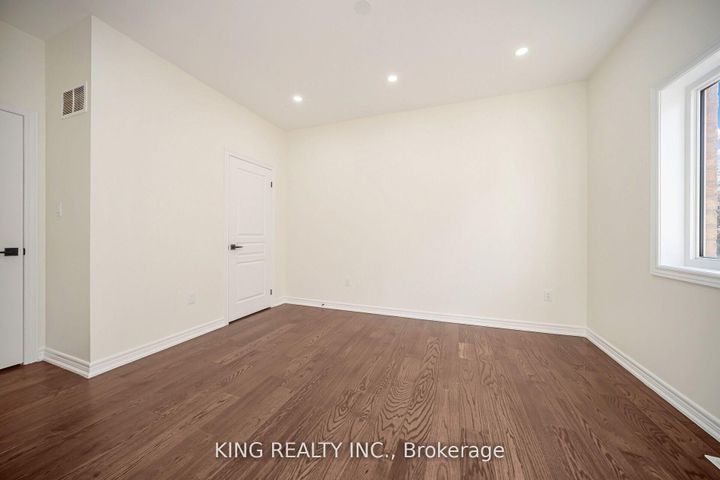 Photo 27 at 52 Haverstock Crescent, Northwest Brampton, Brampton