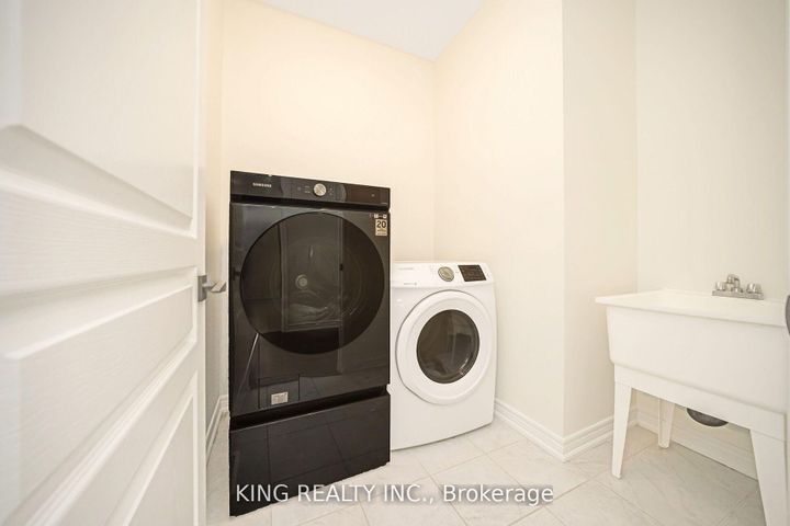 Photo 30 at 52 Haverstock Crescent, Northwest Brampton, Brampton