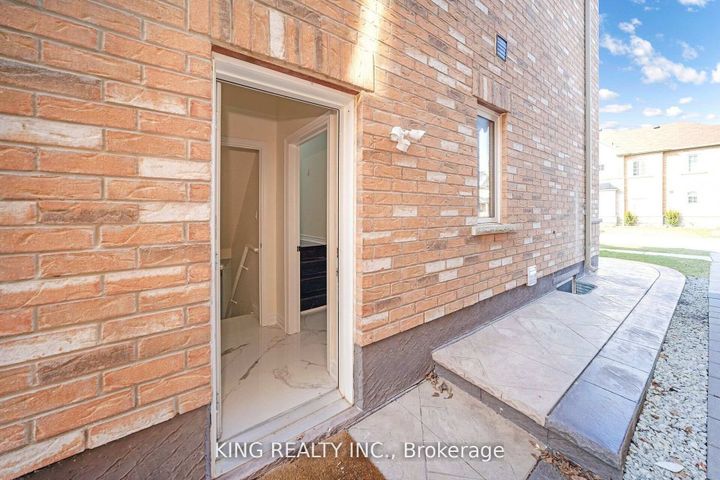 Photo 38 at 52 Haverstock Crescent, Northwest Brampton, Brampton