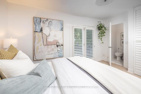 Photo 15 at 262 St Clements Avenue, Eglinton, Toronto