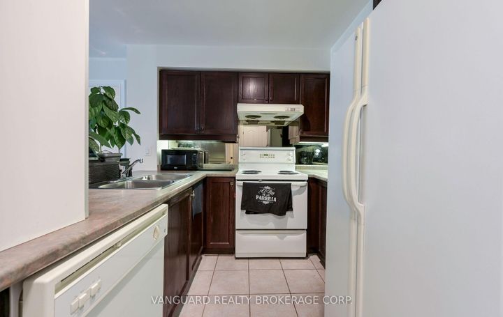 Photo 20 at 606 - 2111 Lake Shore Boulevard W, Mimico, Toronto