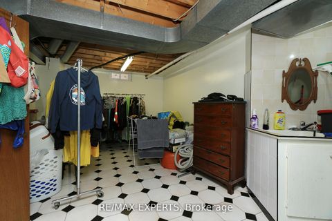 Photo 41 at 129 Father Ermanno Crescent, East Woodbridge, Vaughan