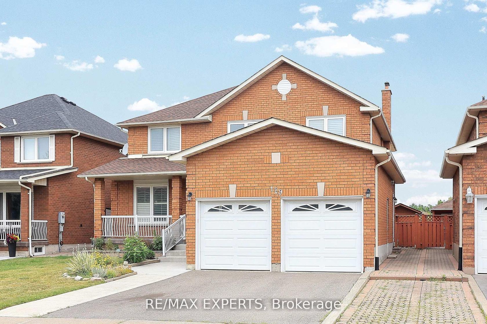 129 Father Ermanno Crescent, East Woodbridge, Vaughan 