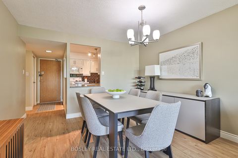 Photo 6 at 201 - 30 Fashion Roseway, Willowdale East, Toronto