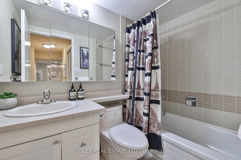 Photo 17 at 201 - 30 Fashion Roseway, Willowdale East, Toronto