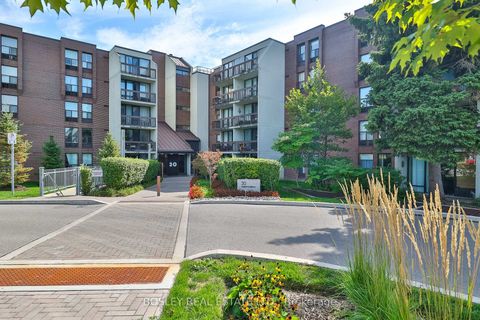 Photo 27 at 201 - 30 Fashion Roseway, Willowdale East, Toronto