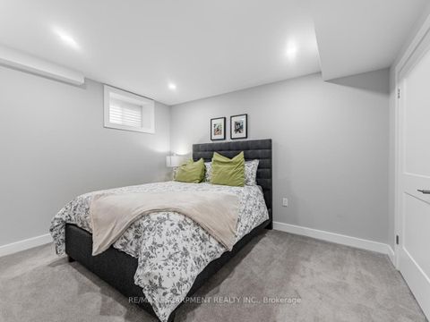 Photo 35 at 2541 Kate Common, BR Bronte, Oakville