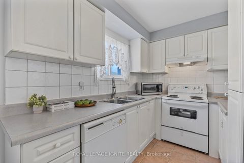 Photo 20 at 12 Eli Shackleton Court, West Hill, Toronto