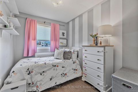 Photo 32 at 12 Eli Shackleton Court, West Hill, Toronto
