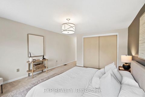 Photo 24 at 2064 Glenada Crescent, WC Wedgewood Creek, Oakville