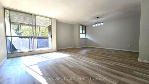 Photo 3 at 406 - 6 Crescent Town Road, Crescent Town, Toronto