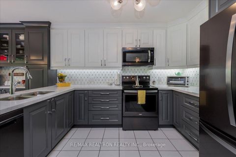 Photo 9 at 44 Columbia Road, Holly, Barrie