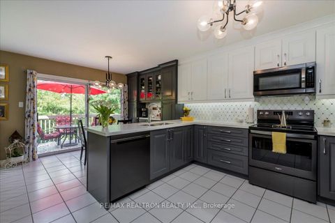 Photo 10 at 44 Columbia Road, Holly, Barrie