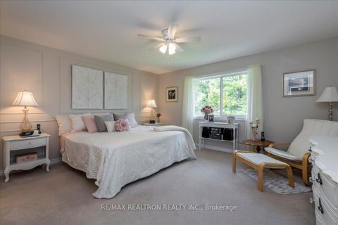 Photo 14 at 44 Columbia Road, Holly, Barrie