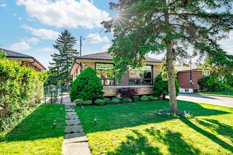 Photo 3 at 366 Renforth Drive, West Deane, Toronto