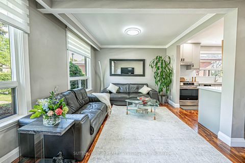 Photo 9 at 366 Renforth Drive, West Deane, Toronto