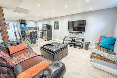 Photo 34 at 366 Renforth Drive, West Deane, Toronto