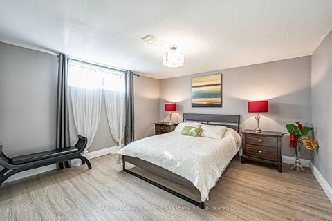 Photo 37 at 366 Renforth Drive, West Deane, Toronto