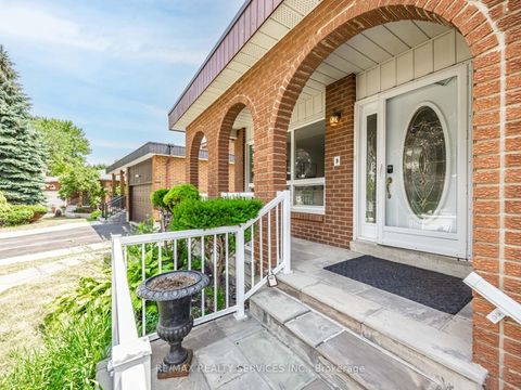 Photo 1 at 9 Garview Court, The Westway, Toronto