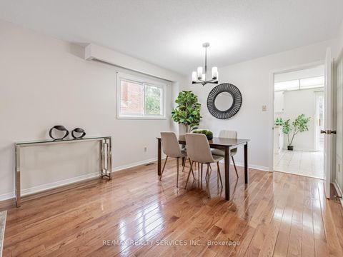 Photo 7 at 9 Garview Court, The Westway, Toronto
