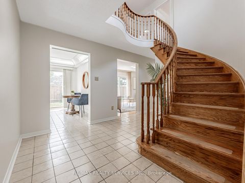 Photo 33 at 9 Garview Court, The Westway, Toronto