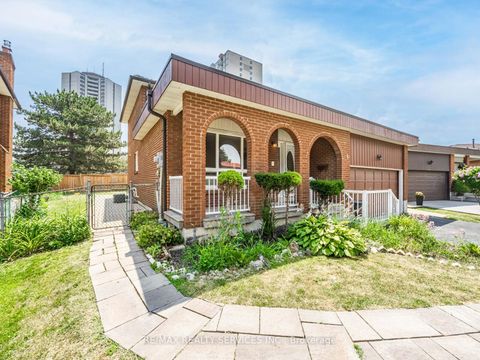 Photo 36 at 9 Garview Court, The Westway, Toronto