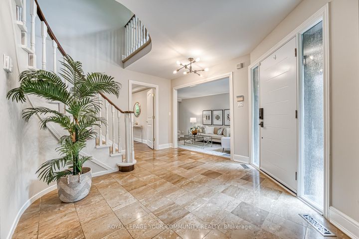 Photo 3 at 14 Julia Street, Thornhill, Markham