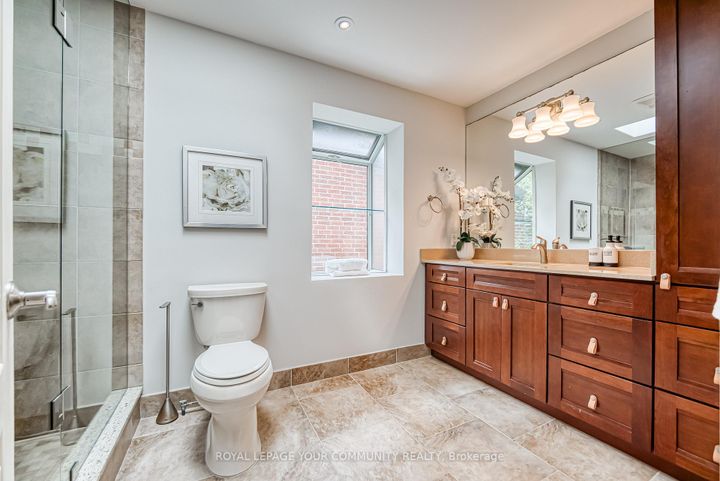 Photo 18 at 14 Julia Street, Thornhill, Markham
