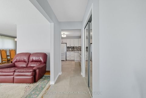 Photo 8 at 36 Boarhill Drive, Agincourt North, Toronto