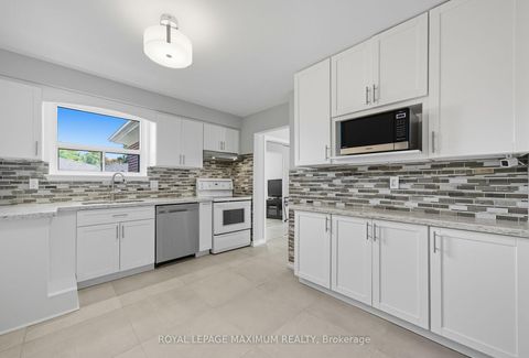 Photo 18 at 36 Boarhill Drive, Agincourt North, Toronto