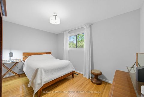 Photo 26 at 36 Boarhill Drive, Agincourt North, Toronto