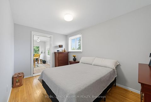 Photo 29 at 36 Boarhill Drive, Agincourt North, Toronto