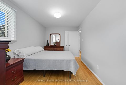 Photo 31 at 36 Boarhill Drive, Agincourt North, Toronto
