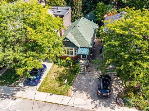 Photo 2 at 149 Everden Road, Cedarvale, Toronto